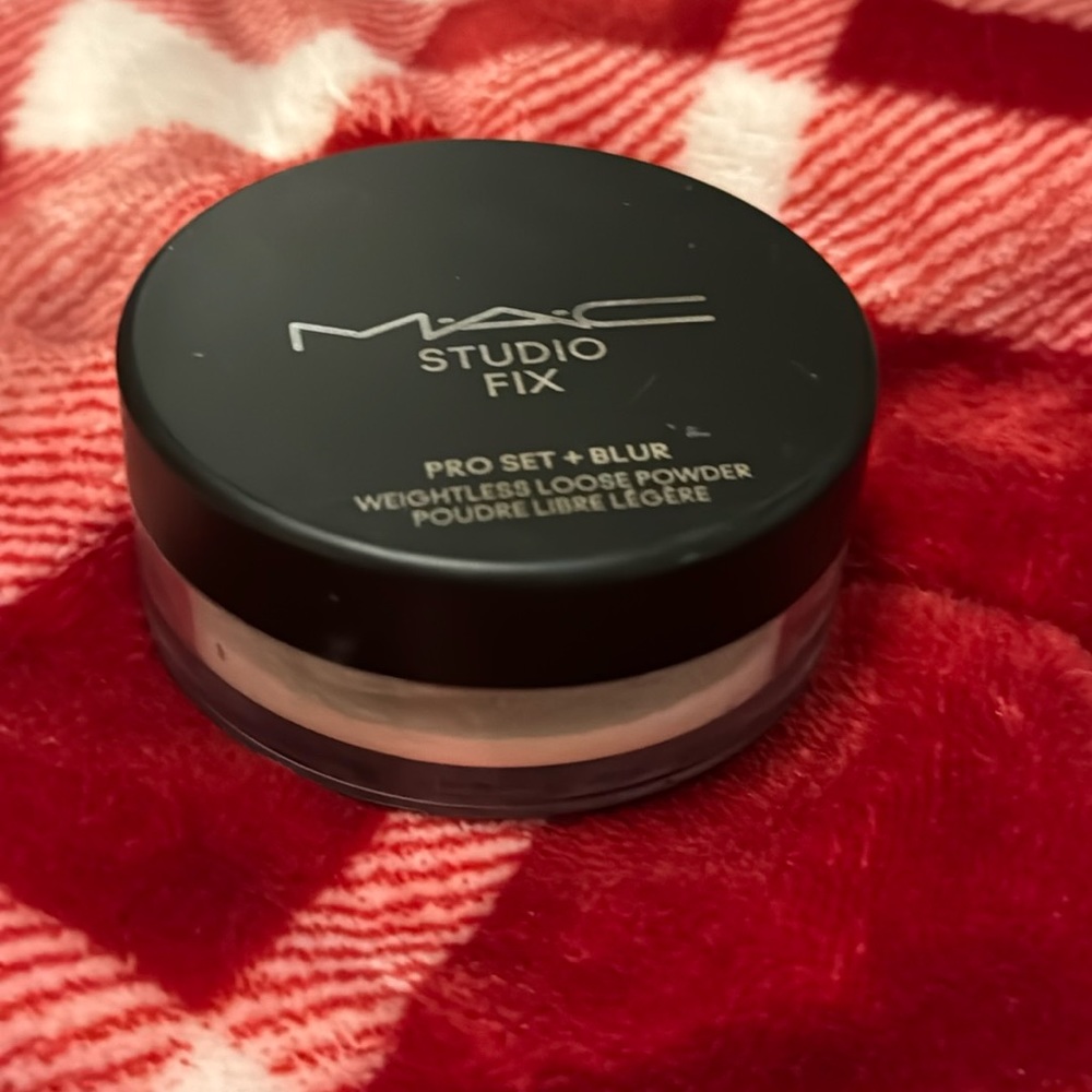 Mac Cosmetics Translucent Powder